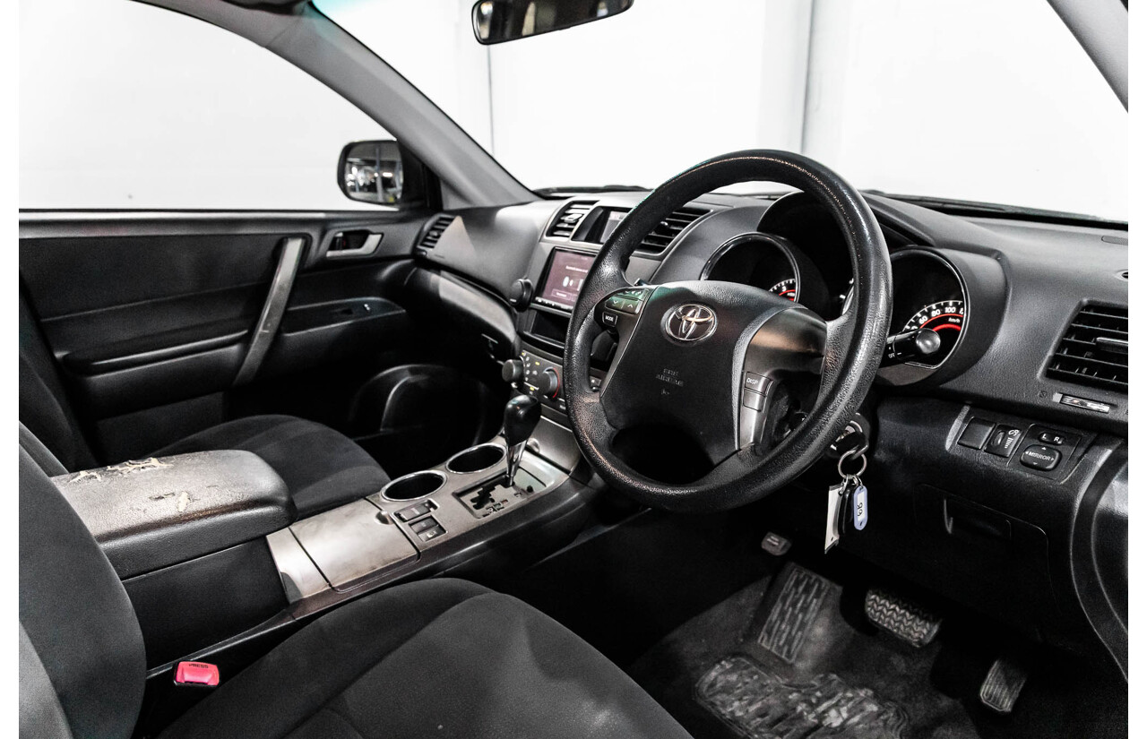 9/2009 Toyota Kluger KX-R (4x4) 7 Seat GSU45R 4d Wagon Silver Pearl V6 3.5L - 7 Seater