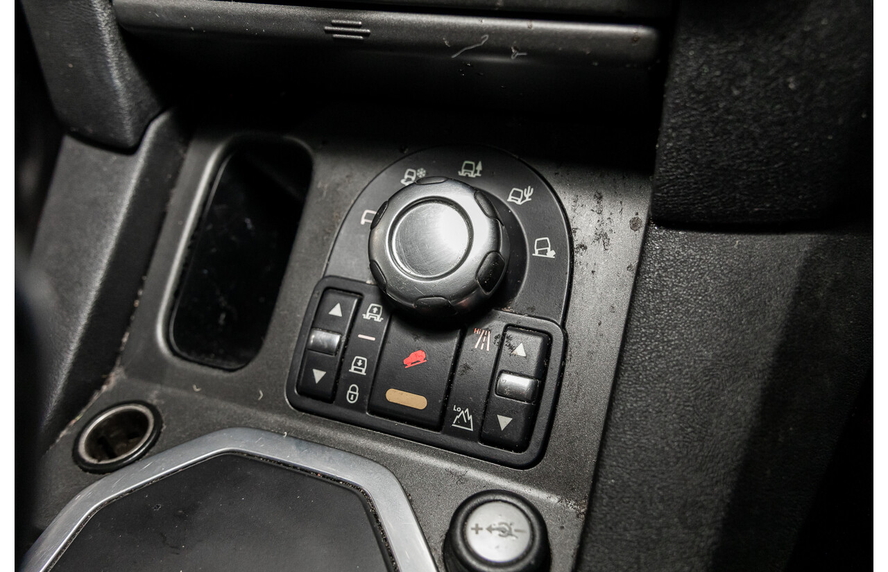10/2010 Land Rover Discovery 4 2.7 TdV6 MY10 4d Wagon Santorini Black Metallic Turbo Diesel 2.7L