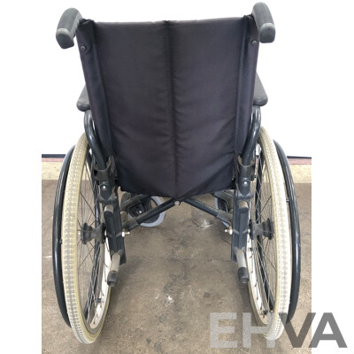 Sunrise Medical Breezy Ultrlight 305 Folding Wheelchair