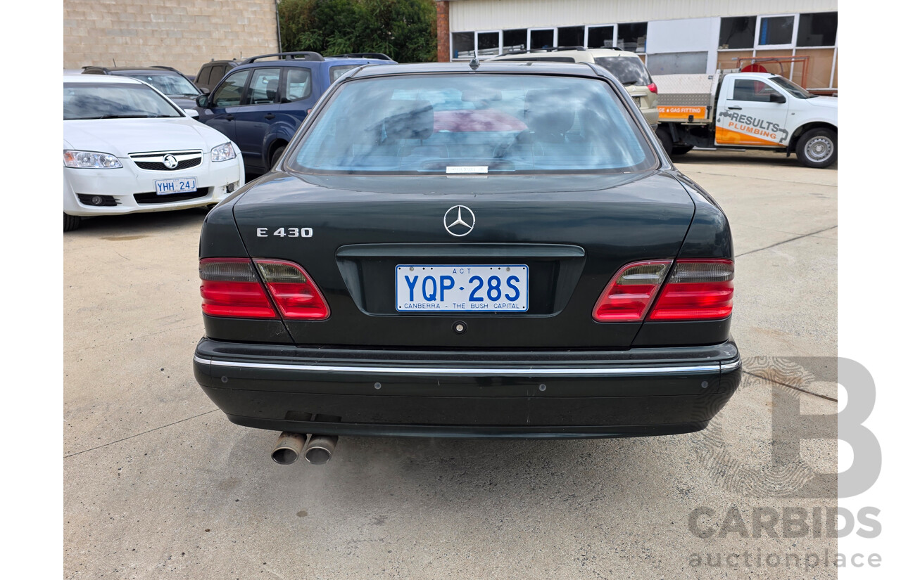 11/2001 Mercedes-Benz E430 Avantgarde W210 4d Sedan Green 4.3L