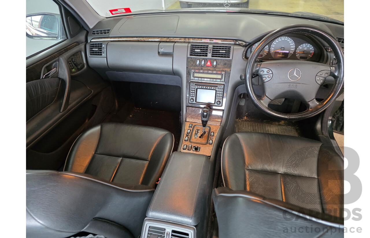 11/2001 Mercedes-Benz E430 Avantgarde W210 4d Sedan Green 4.3L