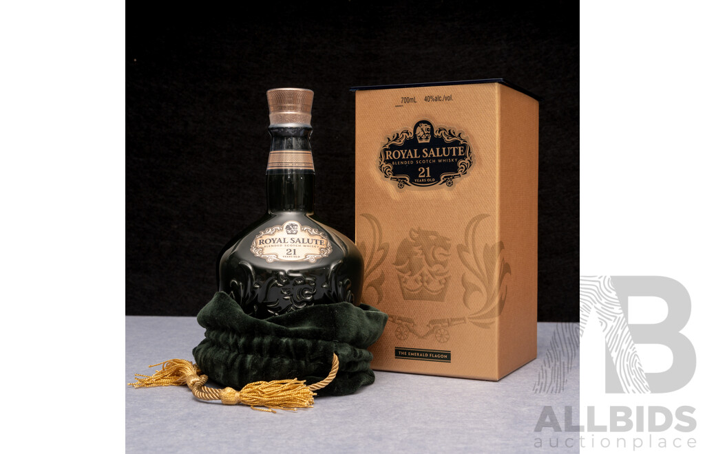 Royal Salute Scotch Whiskey in Presentation Box