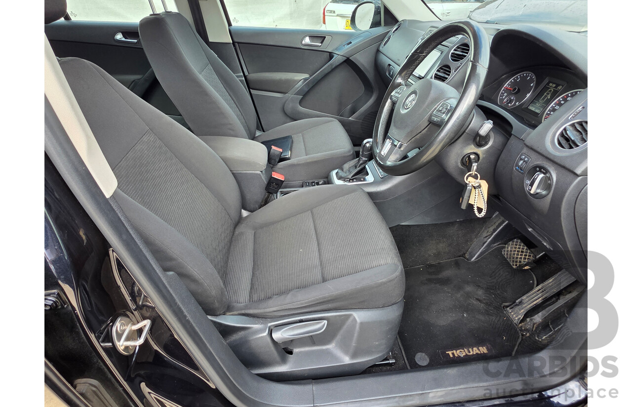 10/2011 Volkswagen Tiguan 103 TDI 5NC MY11 4d Wagon Black 2.0L