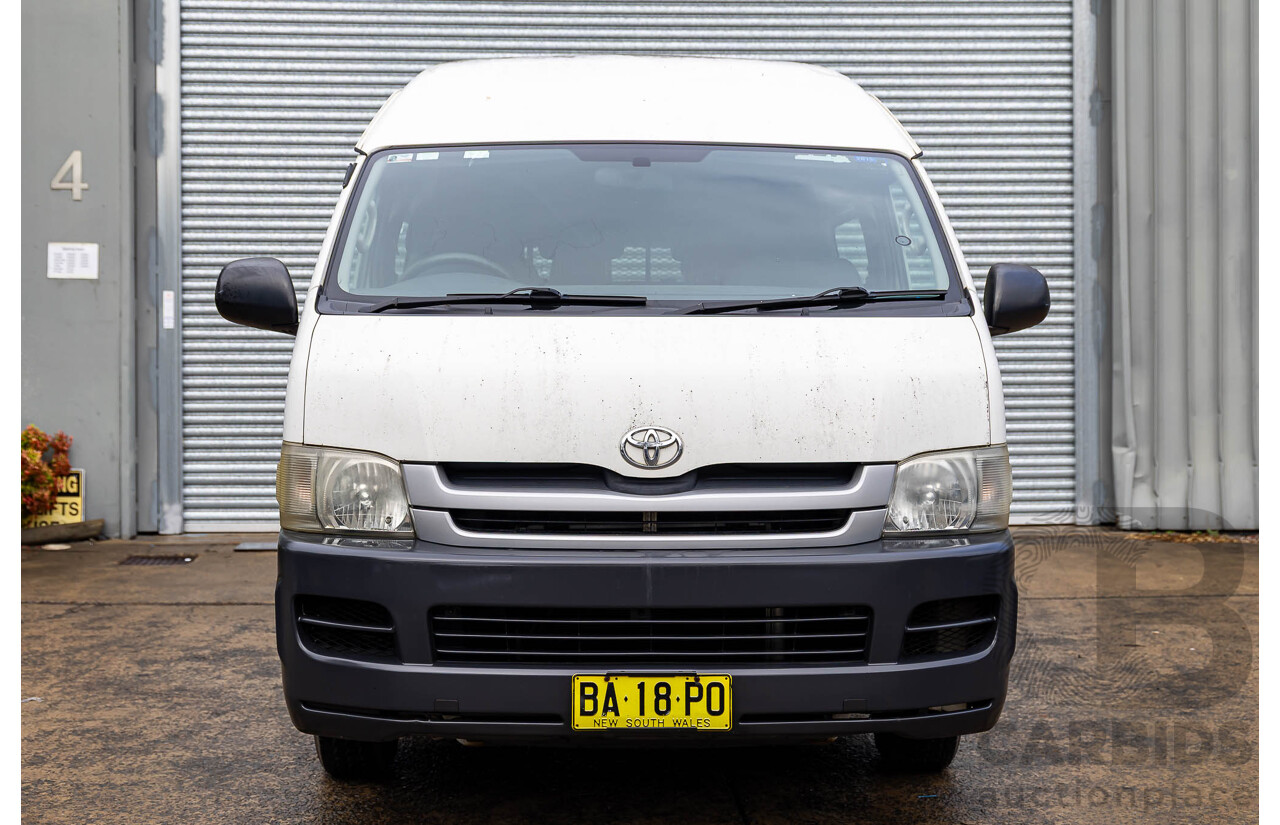 2/2009 Toyota Hiace Commuter Super LWB TRH223R MY07 Upgrade Bus French Vanilla White 2.7L - Custom Wheelchair Lift 11Seater