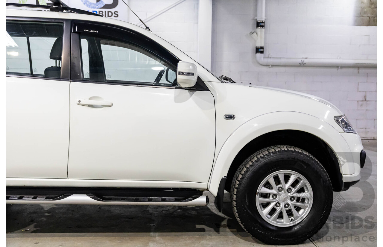 11/2015 Mitsubishi Challenger (4x4) PC MY14 4d Wagon Solid White Turbo Diesel 2.5L