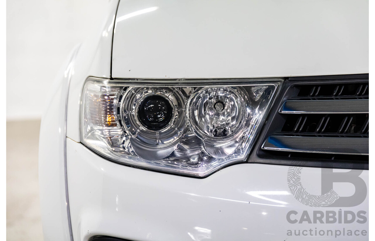 11/2015 Mitsubishi Challenger (4x4) PC MY14 4d Wagon Solid White Turbo Diesel 2.5L