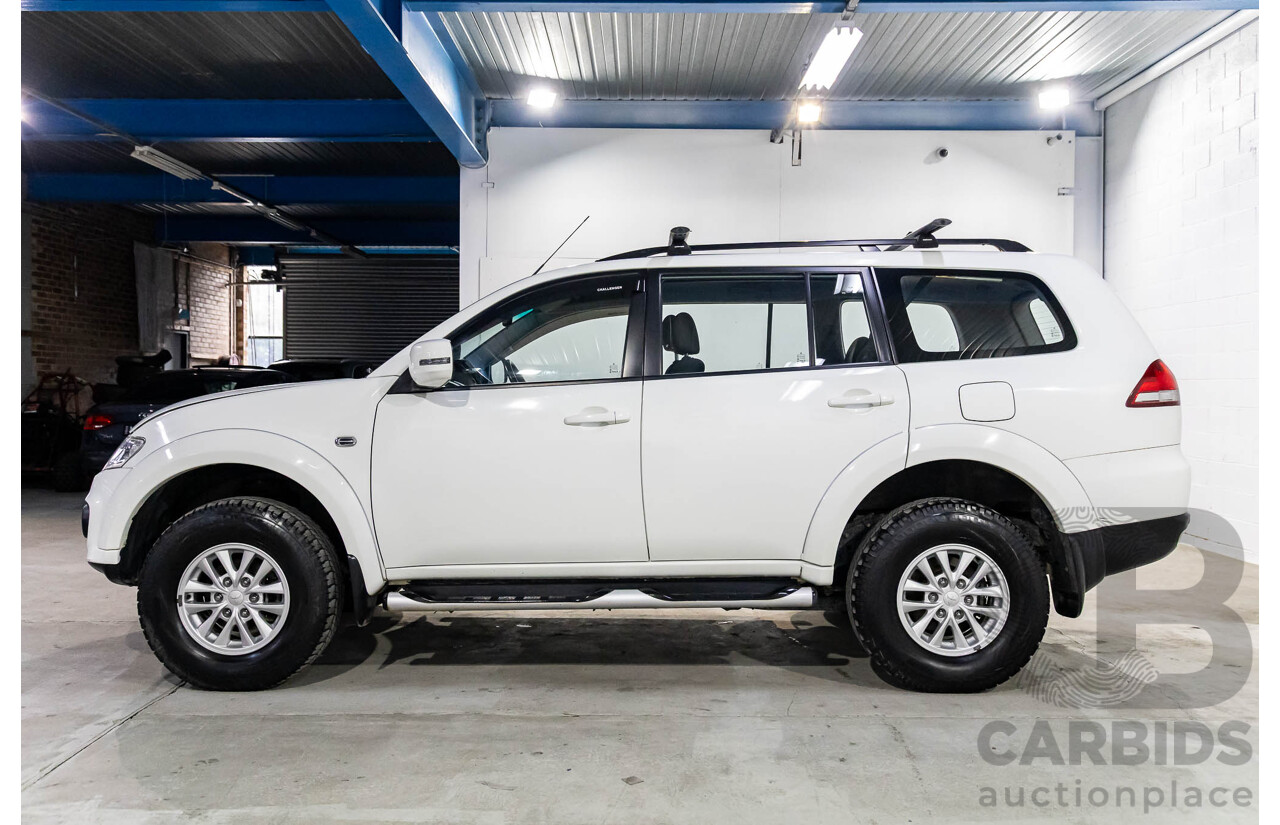 11/2015 Mitsubishi Challenger (4x4) PC MY14 4d Wagon Solid White Turbo Diesel 2.5L