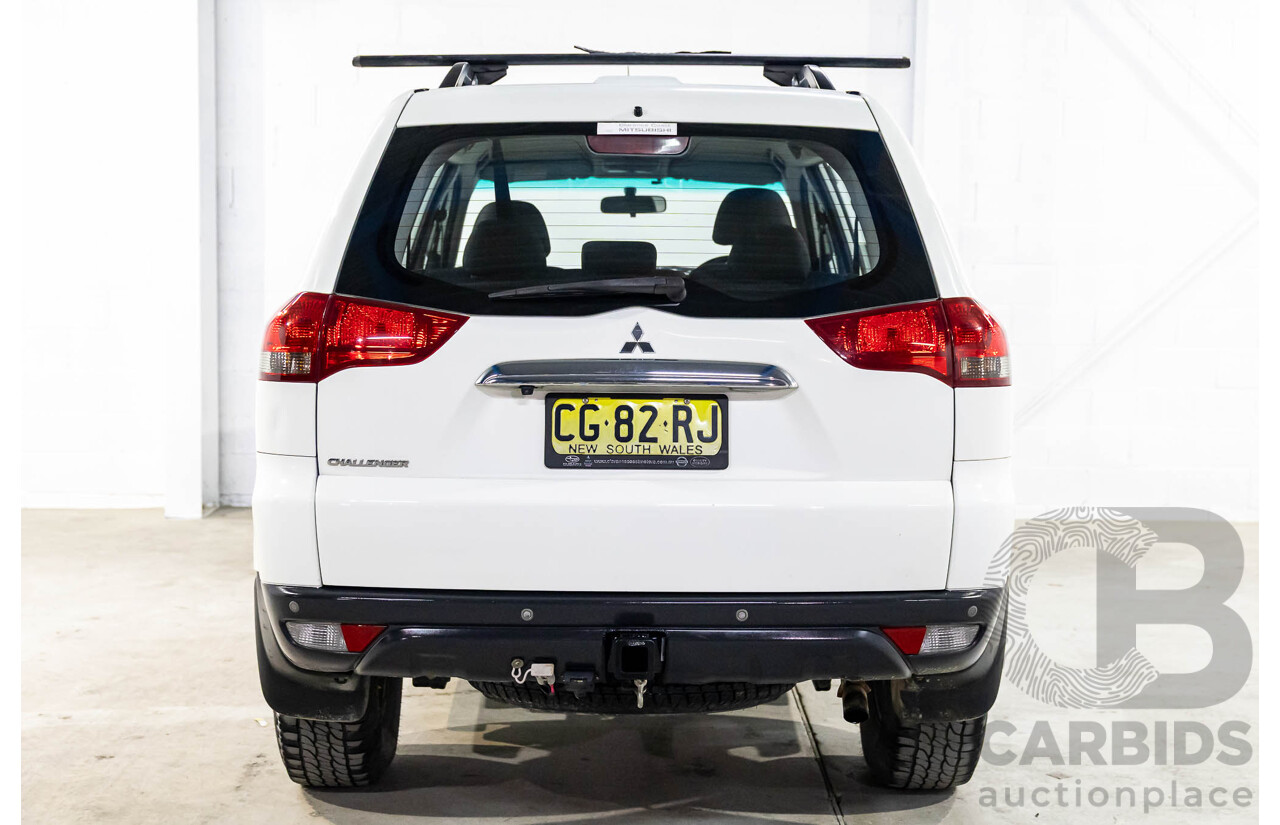 11/2015 Mitsubishi Challenger (4x4) PC MY14 4d Wagon Solid White Turbo Diesel 2.5L