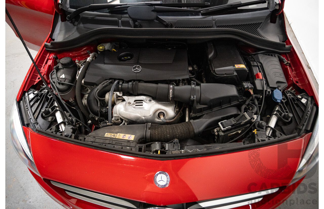 5/2015 Mercedes-Benz B250 4matic 246 MY15 5d Hatchback Jupiter Red Turbo 2.0L