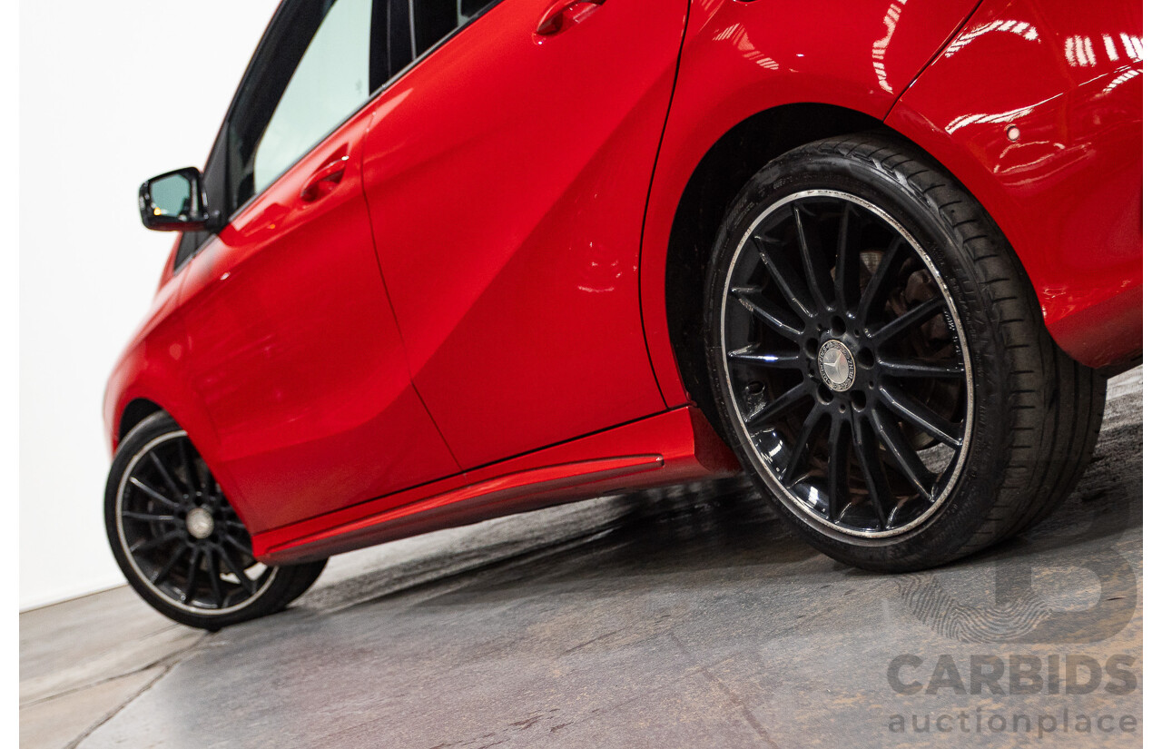 5/2015 Mercedes-Benz B250 4matic 246 MY15 5d Hatchback Jupiter Red Turbo 2.0L