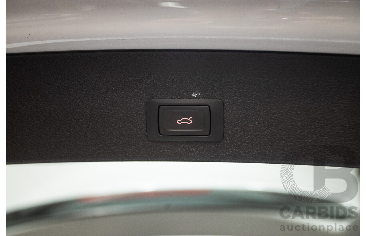 9/2013 Audi Q5 3.0 TDI Quattro 8R MY13 4d Wagon White 3.0L