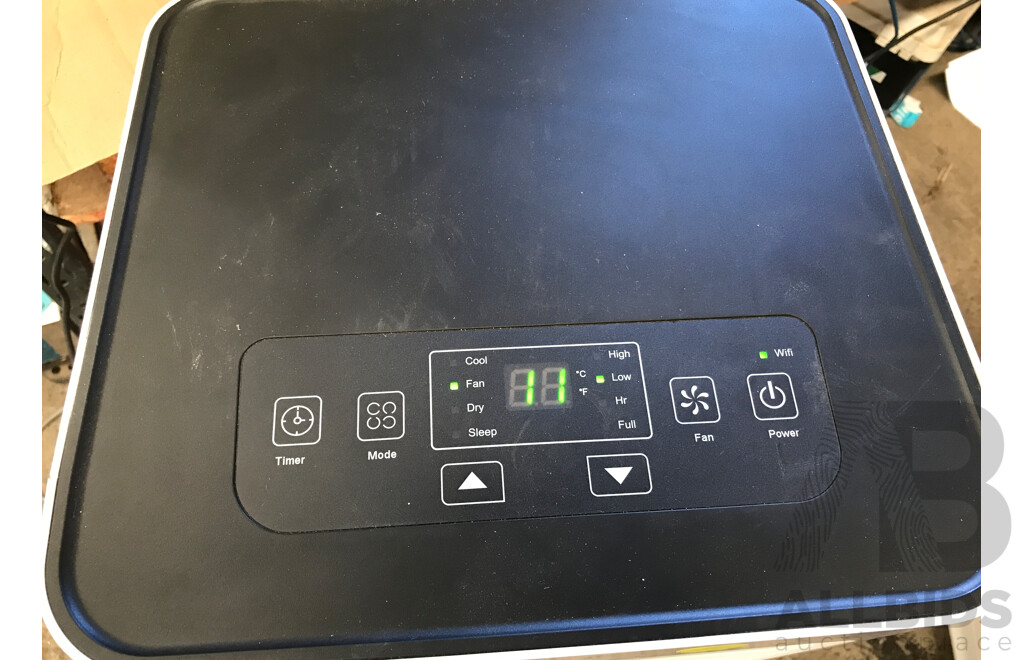 Kogan SmarterHome 2.6 KW Portable Air Conditioner