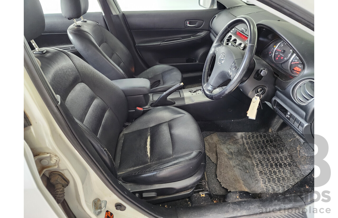12/2002 Mazda Mazda6 Luxury GG 5d Hatchback White 2.3L
