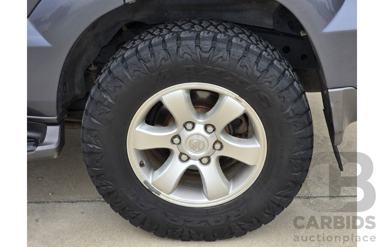 6/2004 Toyota Landcruiser Prado GXL (4x4) KZJ120R 4d Wagon Charcoal Grey Metallic Turbo Diesel 3.0L
