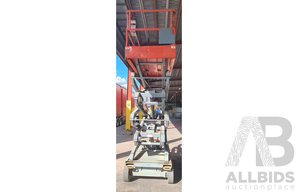 2015, 32ft Electric Scissor Lift - Skyjack SJ4632 - 9.75m