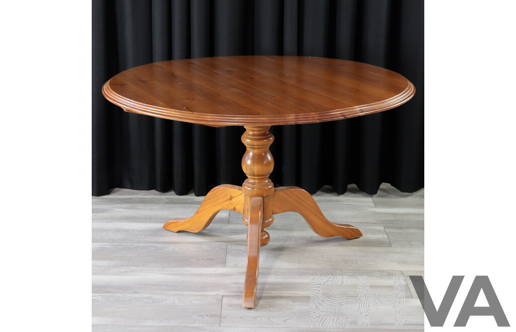 Modern Pine Single Pedestal Dining Table