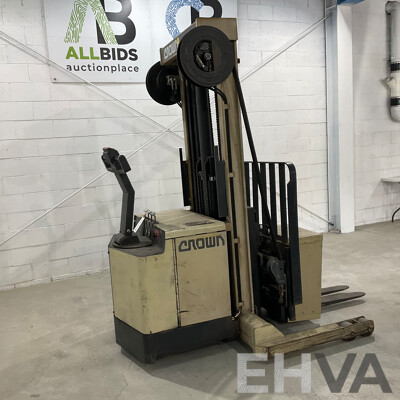CROWN 30WRTT210 1.4Ton (5.3m Lift) Electric Walkie Reach Forklift