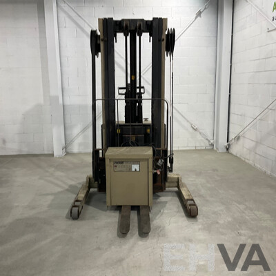 CROWN 30WRTT210 1.4Ton (5.3m Lift) Electric Walkie Reach Forklift