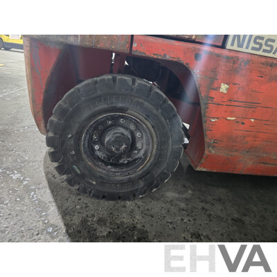 NISSAN PJ02A250 Forklift