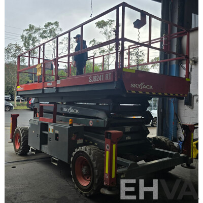 2017 SKYJACK SJ9241 RT 4x4 Diesel Mobile Elevated Work Platform