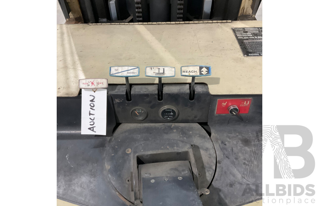CROWN 30WRTT210 1.4Ton (5.3m Lift) Electric Walkie Reach Forklift