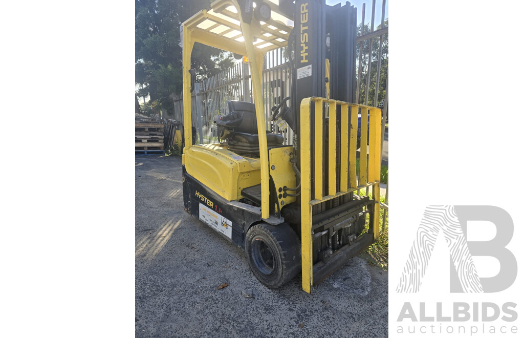 2011 HYSTER J1.8XNT MWB Forklift