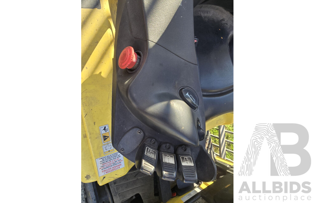 2011 HYSTER J1.8XNT MWB Forklift