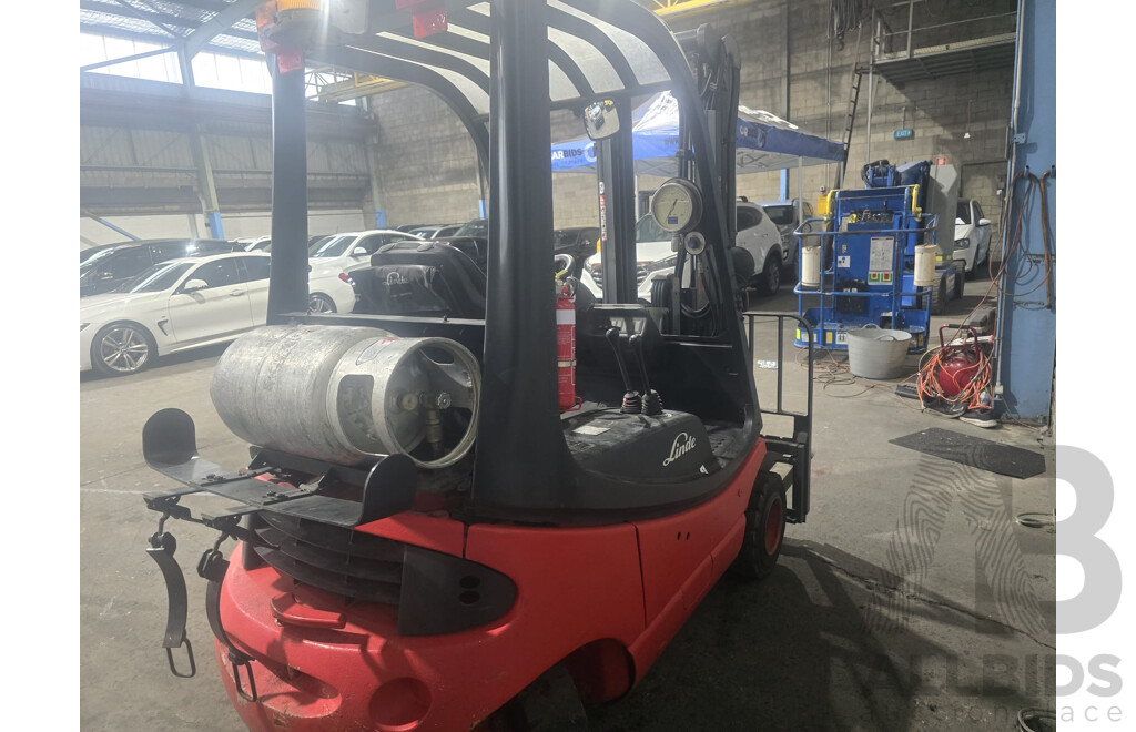 2006 Linde H18 LPG Forklift