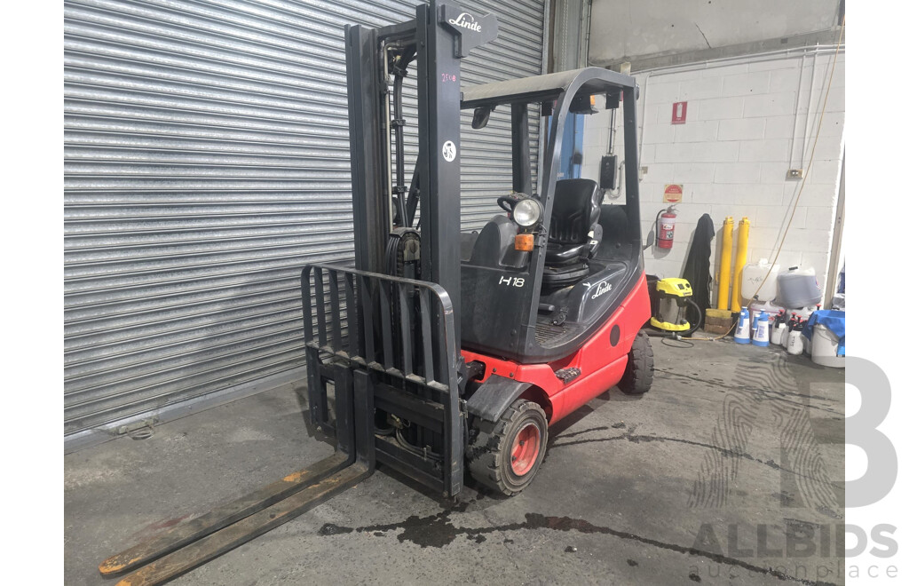2006 Linde H18 LPG Forklift