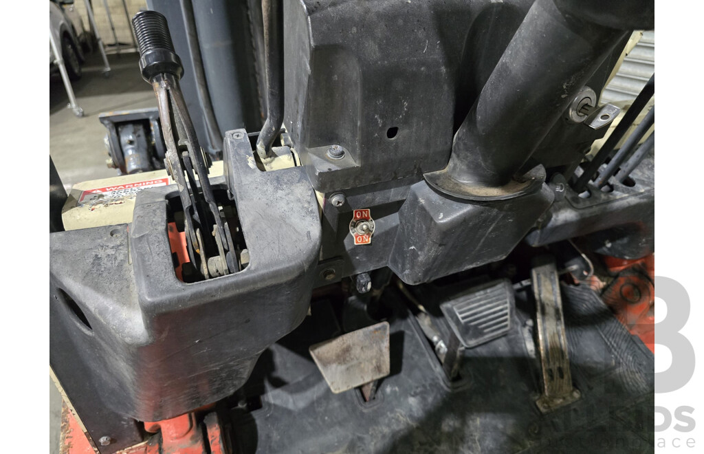 NISSAN PJ02A250 Forklift