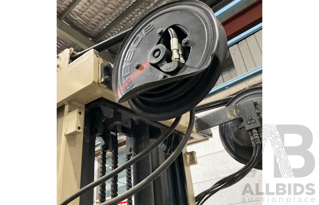 CROWN 30WRTT210 Walkie Stacker
