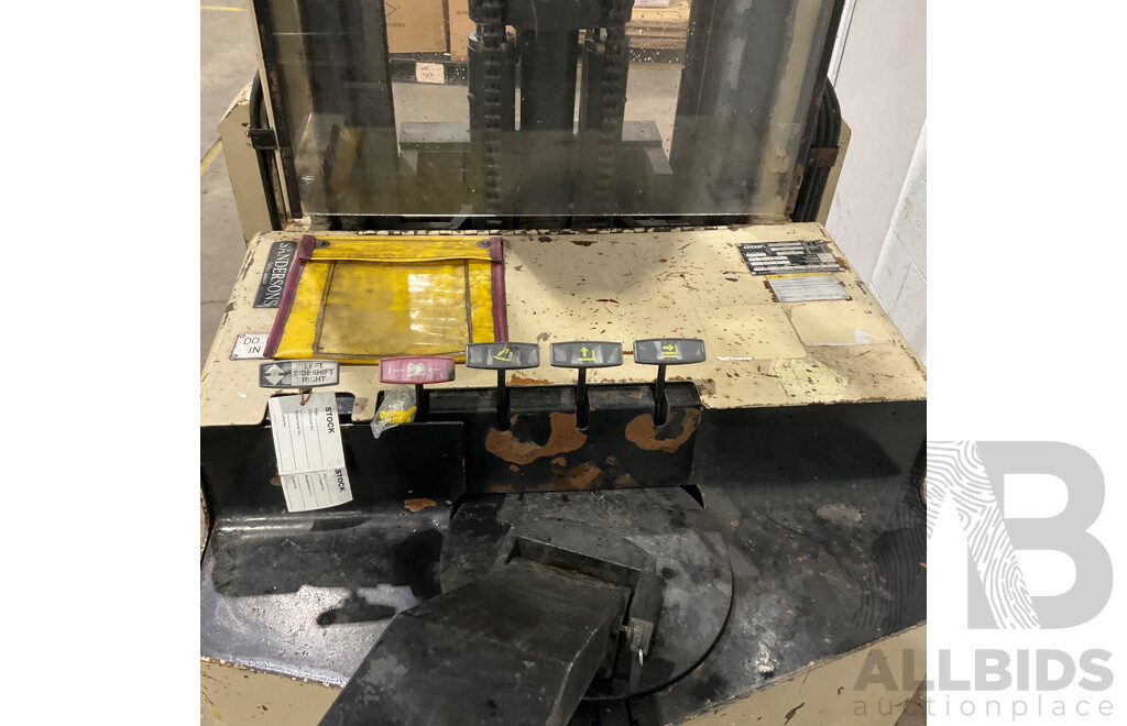 CROWN 30WRTT210 Walkie Stacker