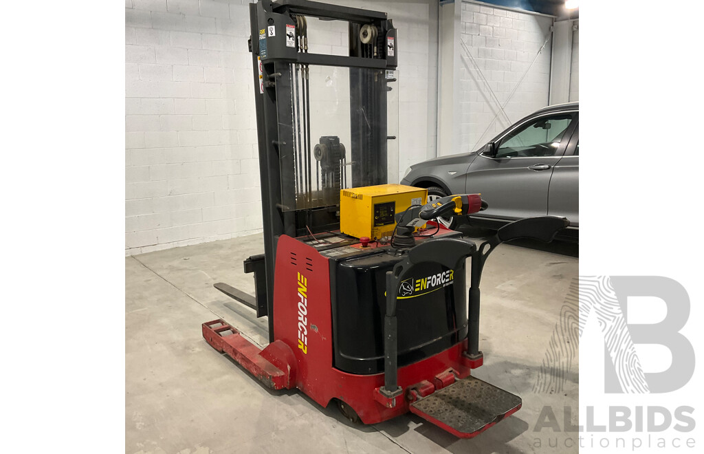 FORKFORCE Walkie Stacker