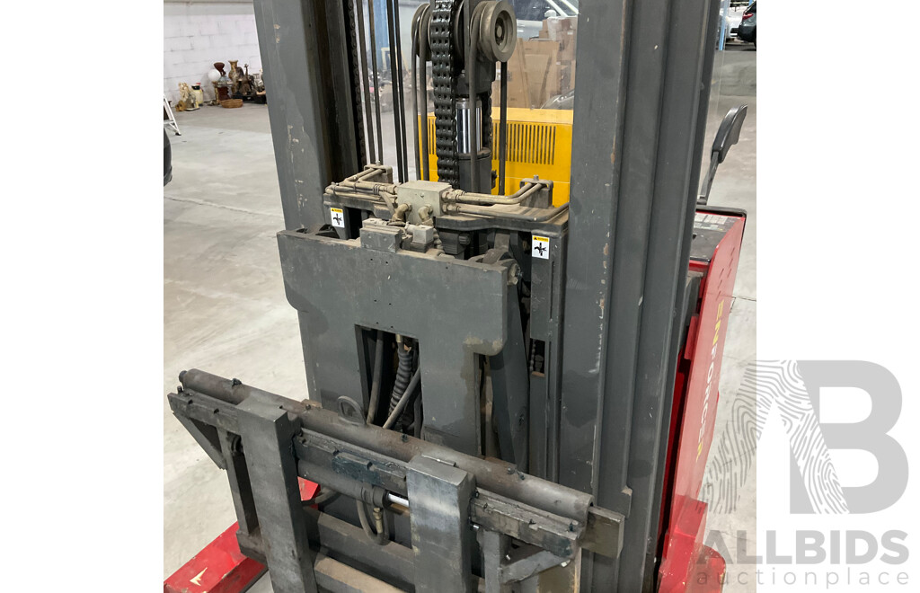 FORKFORCE Walkie Stacker