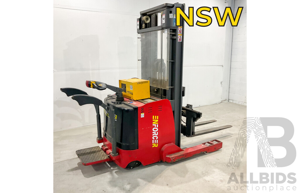 FORKFORCE Enforcer Electric Walkie Reach Stacker