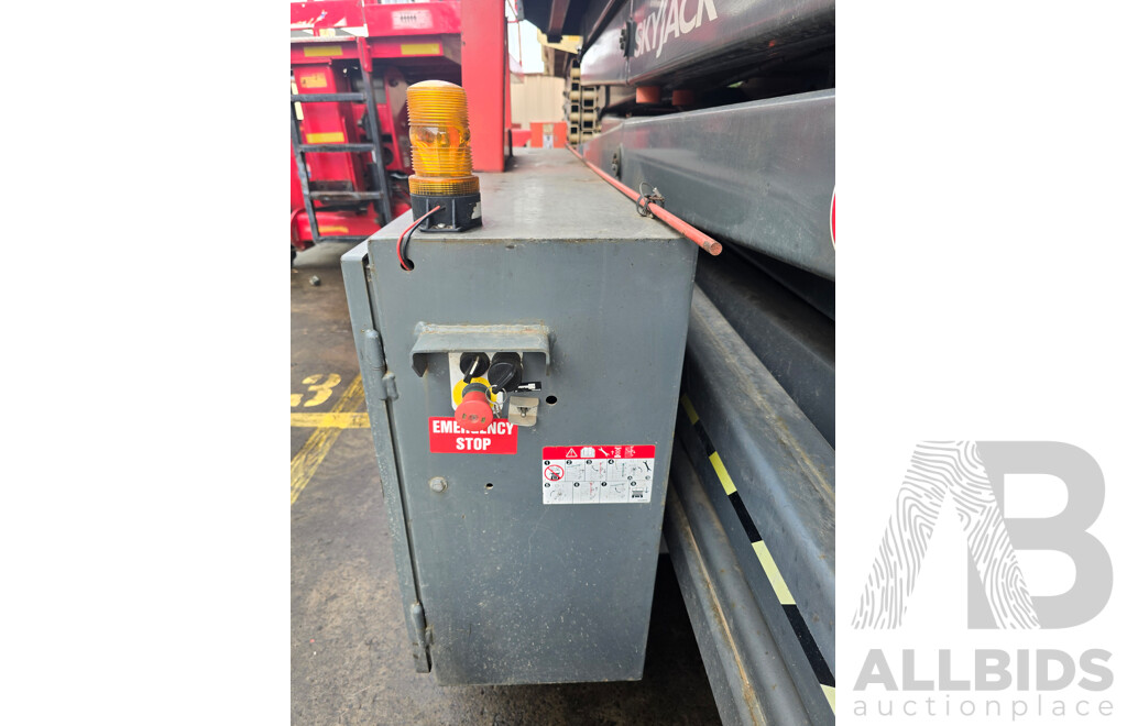 2017 SKYJACK SJ9241 RT 4x4 Diesel Mobile Elevated Work Platform