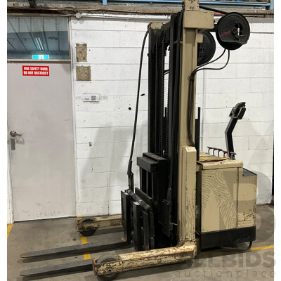 CROWN 30WRTT210 Walkie Stacker