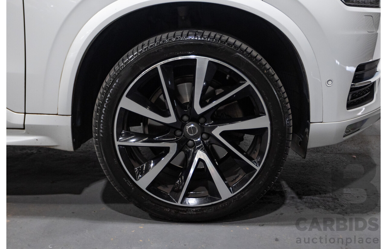 08/2018 Volvo XC90 T6 MOMENTUM (AWD) 256 MY18 4D Wagon White Supercharged and Turbo 2.0L - 7 seats