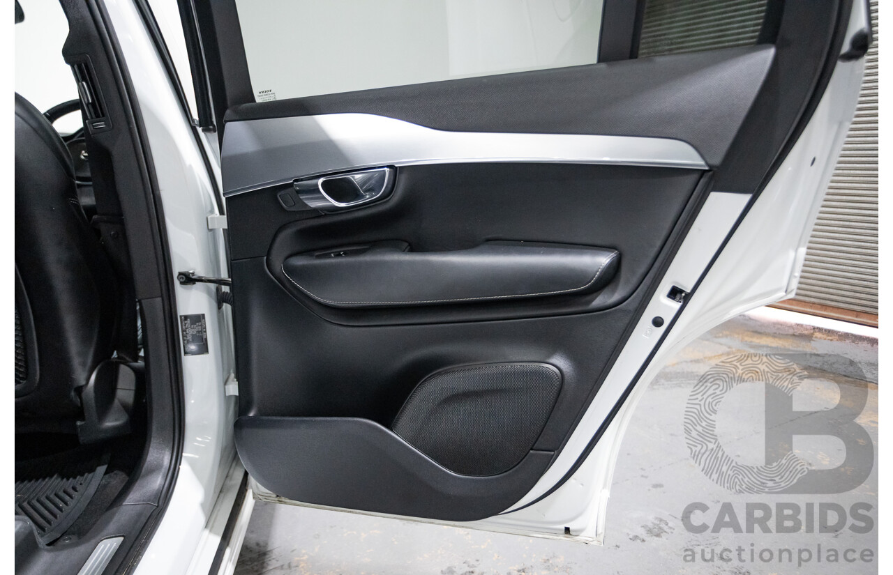 08/2018 Volvo XC90 T6 MOMENTUM (AWD) 256 MY18 4D Wagon White Supercharged and Turbo 2.0L - 7 seats