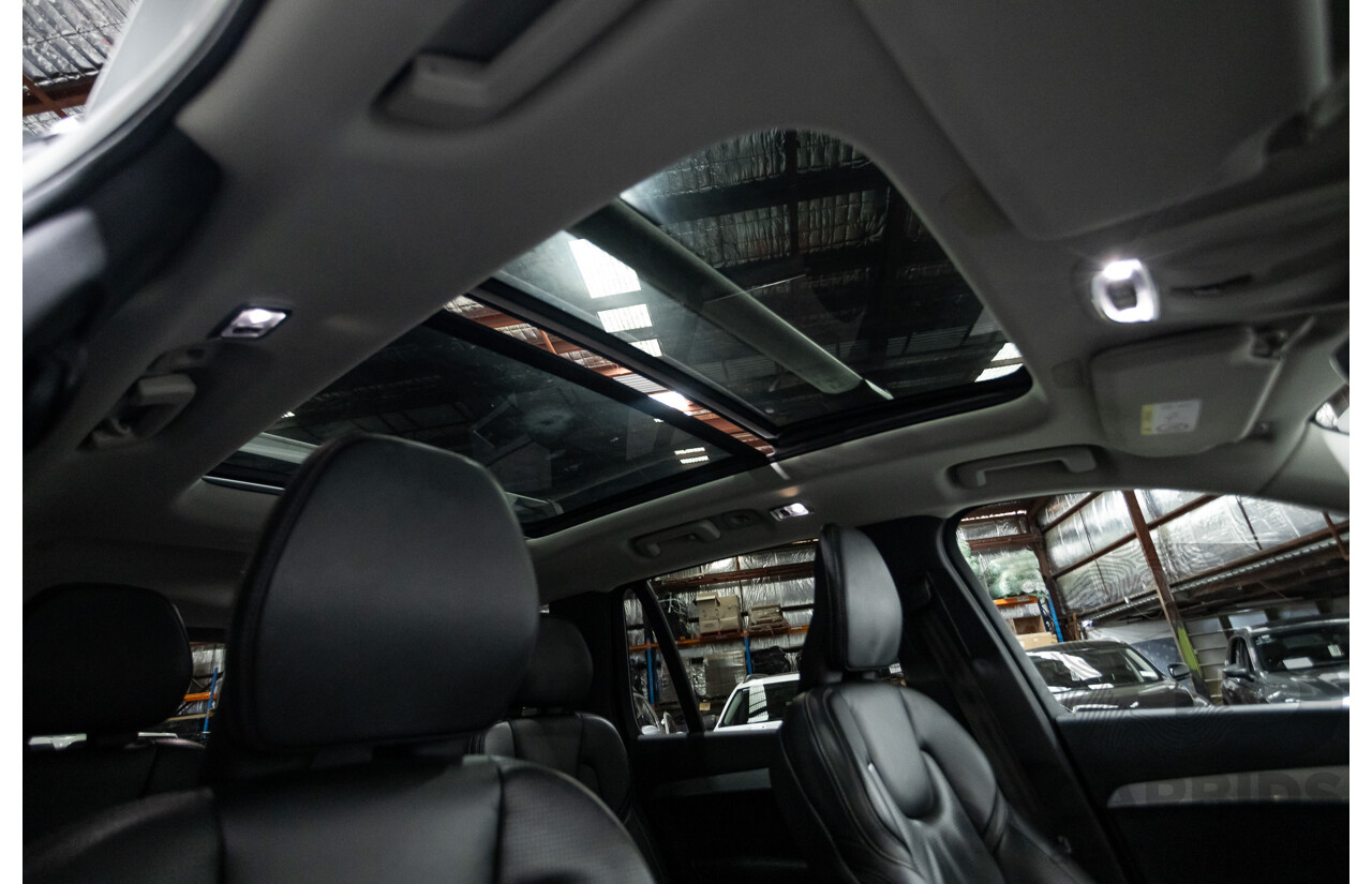 08/2018 Volvo XC90 T6 MOMENTUM (AWD) 256 MY18 4D Wagon White Supercharged and Turbo 2.0L - 7 seats