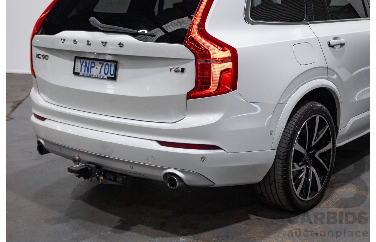 08/2018 Volvo XC90 T6 MOMENTUM (AWD) 256 MY18 4D Wagon White Supercharged and Turbo 2.0L - 7 seats