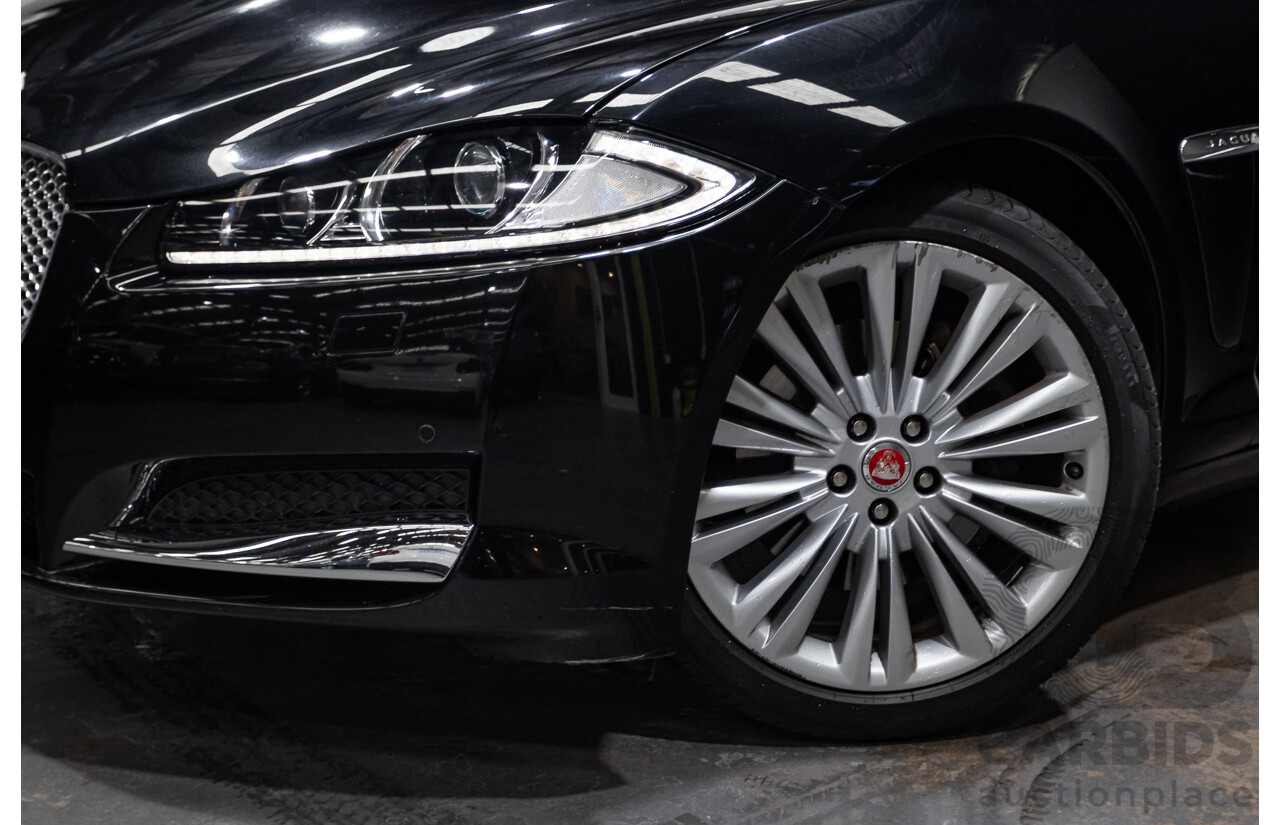 4/2014 Jaguar XF 2.0 Luxury MY13 4d Sedan Ultimate Black Metallic Turbo 2.0L