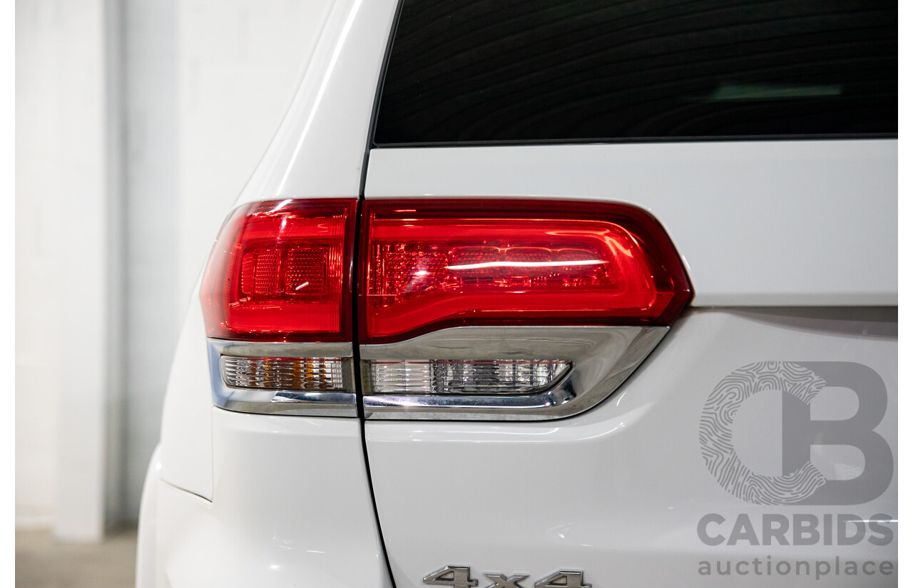 9/2015 Jeep Grand Cherokee Overland (4x4) WK MY15 4d Wagon Bright White Turbo Diesel 3.0L