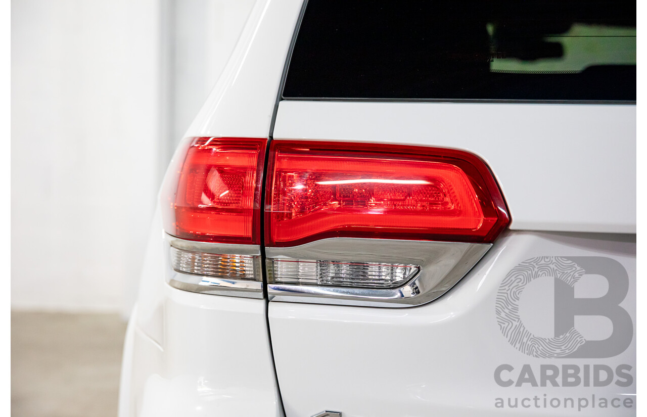9/2015 Jeep Grand Cherokee Overland (4x4) WK MY15 4d Wagon Bright White Turbo Diesel 3.0L