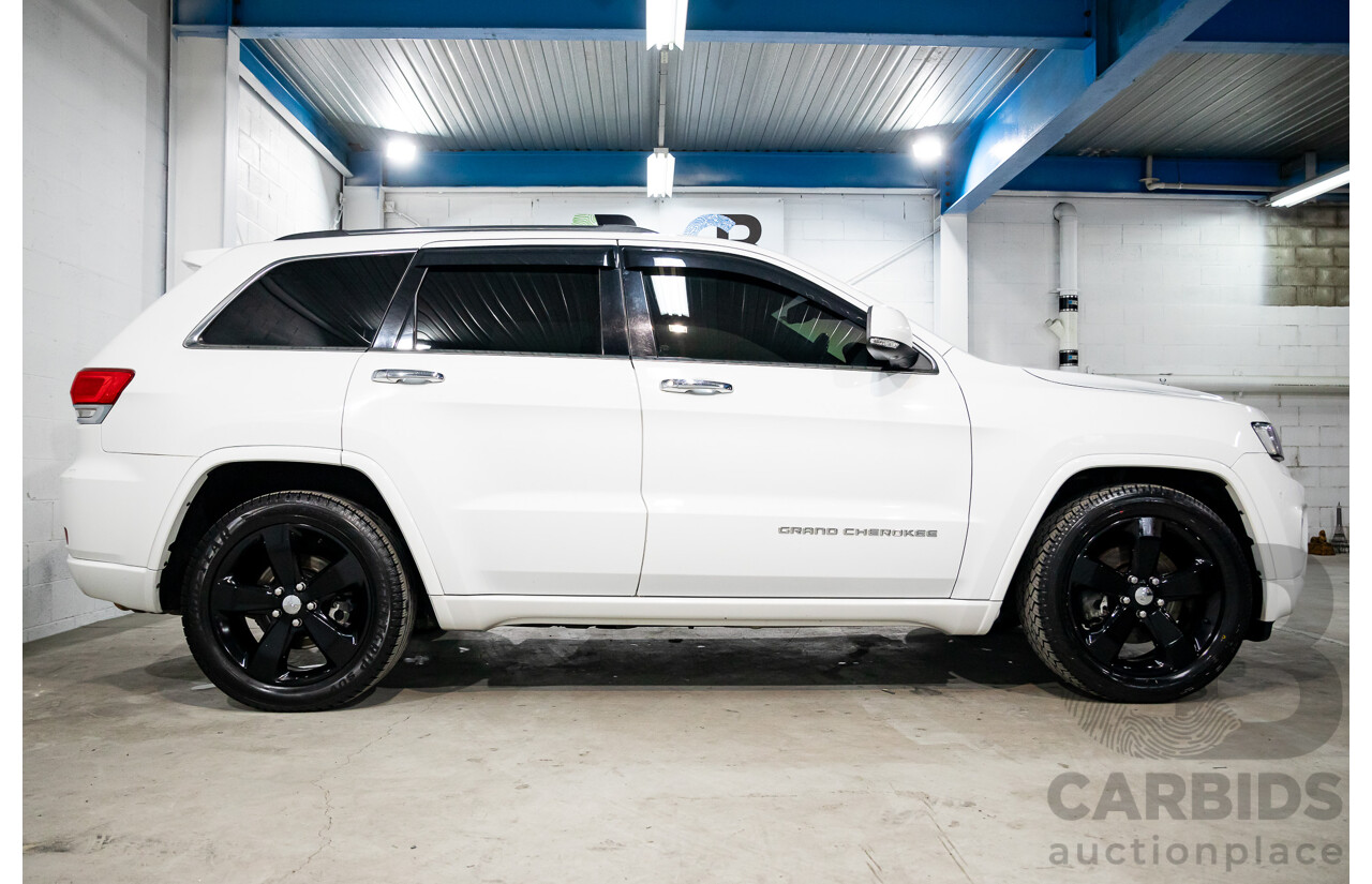 9/2015 Jeep Grand Cherokee Overland (4x4) WK MY15 4d Wagon Bright White Turbo Diesel 3.0L