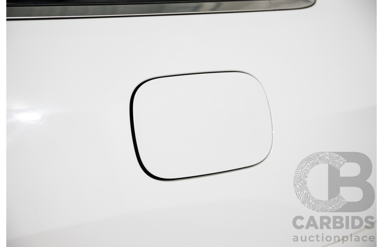 9/2015 Jeep Grand Cherokee Overland (4x4) WK MY15 4d Wagon Bright White Turbo Diesel 3.0L