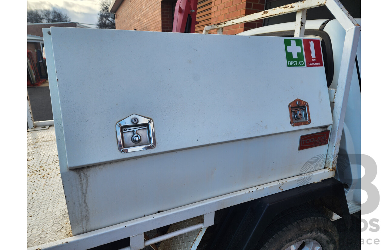 2/2013 Mitsubishi Triton Glx-R (4x4) MN MY13 Double Cab Utility White 2.5L