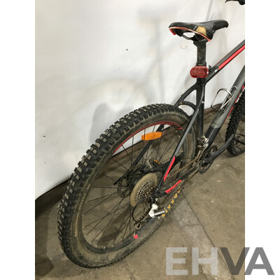Giant Talon 24 Speed Mountain Bike