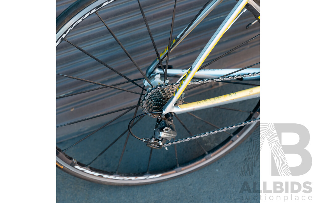Trek Madone 5 Series 9 Speed Road Bike