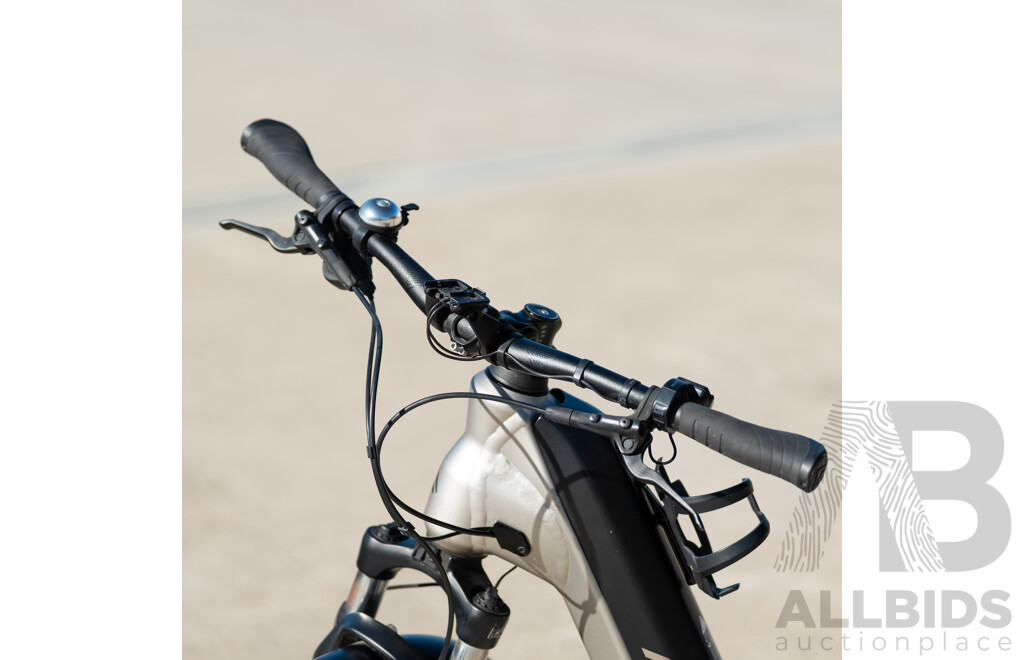 Merida ESpresso 9 Speed Hybrid Electric Bike